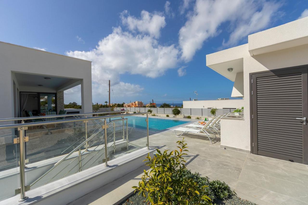 Villa Adaris, Sea Caves Peyia Пафос Экстерьер фото
